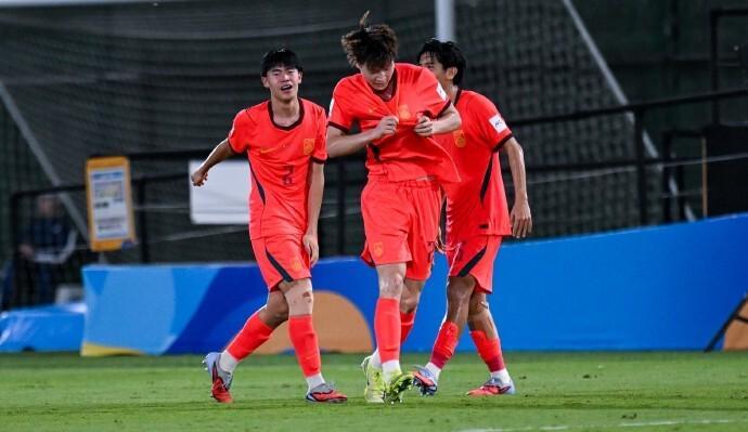 开云官网-U17亚洲杯8强已定6席！1/4决赛对阵：国足将战沙特，16日1点打响